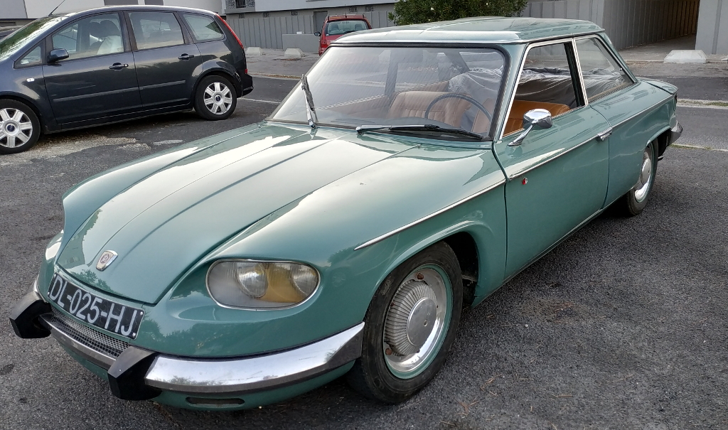 Panhard 24B Tof.jpg