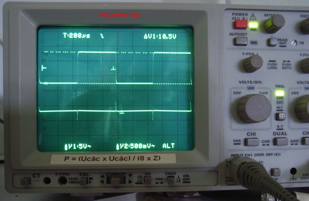 1 KHz carré à 1,5W.png